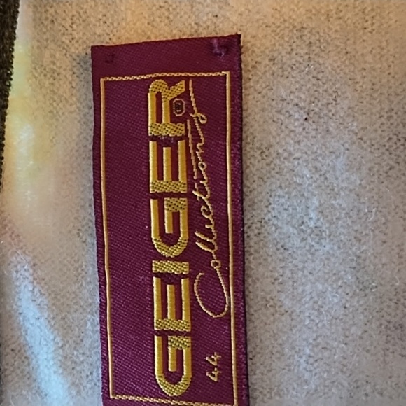 Geiger Collectins Floral Wool Cardigan Jacket - Picture 9 of 11